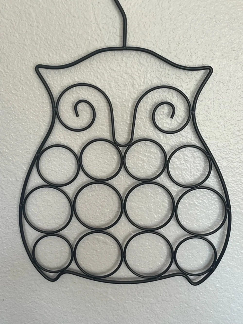 Brown  Owl  Metal Ring Hanger Scarf-Belt Holder Organizer